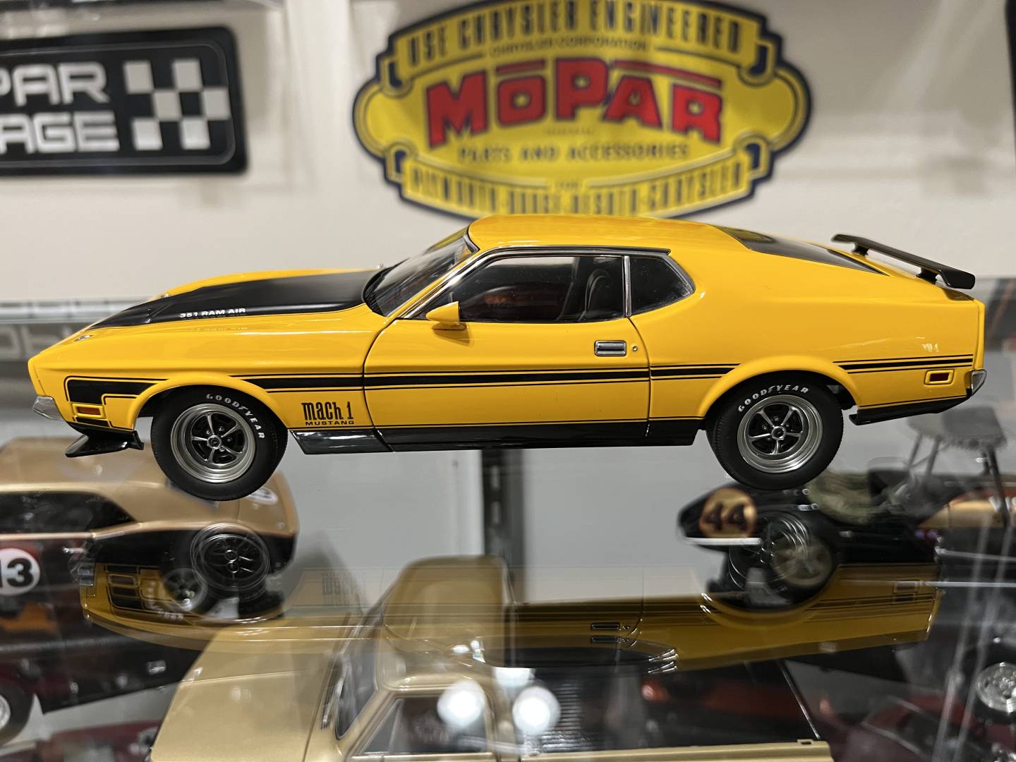 1/18 1971 マスタングマッハ1 1⁄18 0 マスタング 1円～ 1:18 グラバー