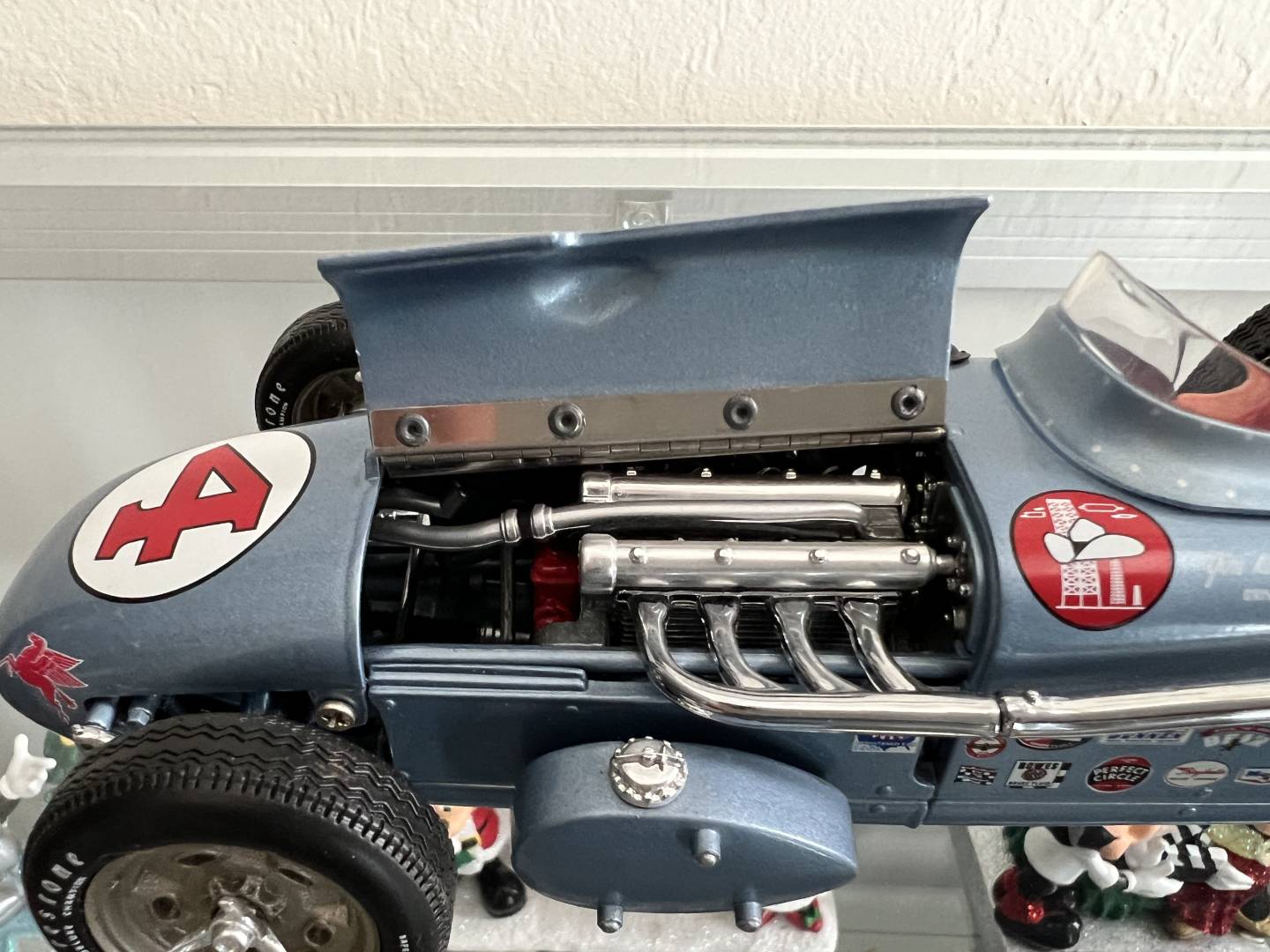 Miniature Carousel1 1/18 Watson Roadster 1962 - Indy 500 #44 Jim Rathmann, Or, Diecast
