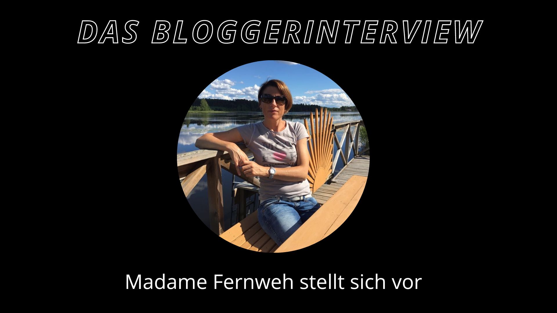 eine frau sitzend