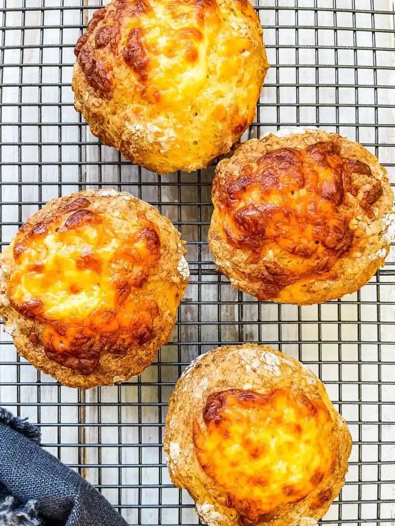 GARLIC CHEESE BISCUITS | WEIGHT WATCHERS