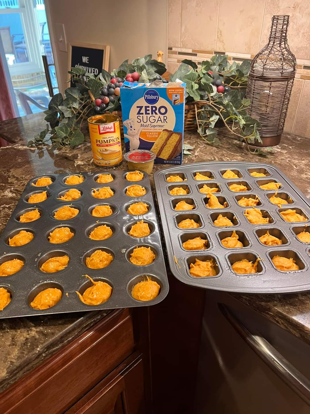 Mini pumpkin muffins