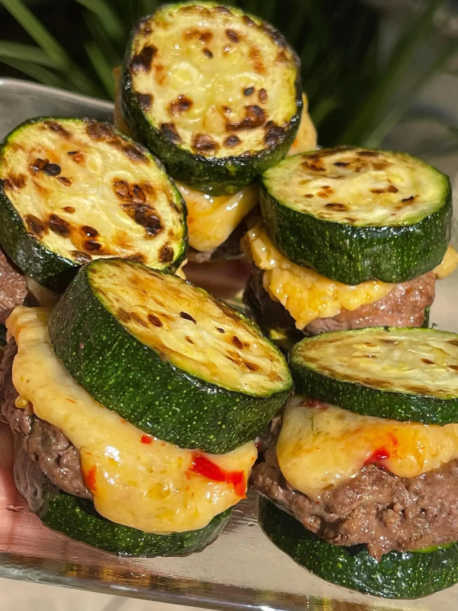 MINI ZUCCHINI BURGERS RECIPE