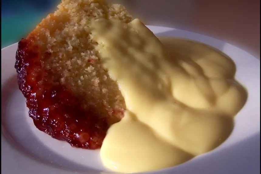 STEAMED JAM PUDDING