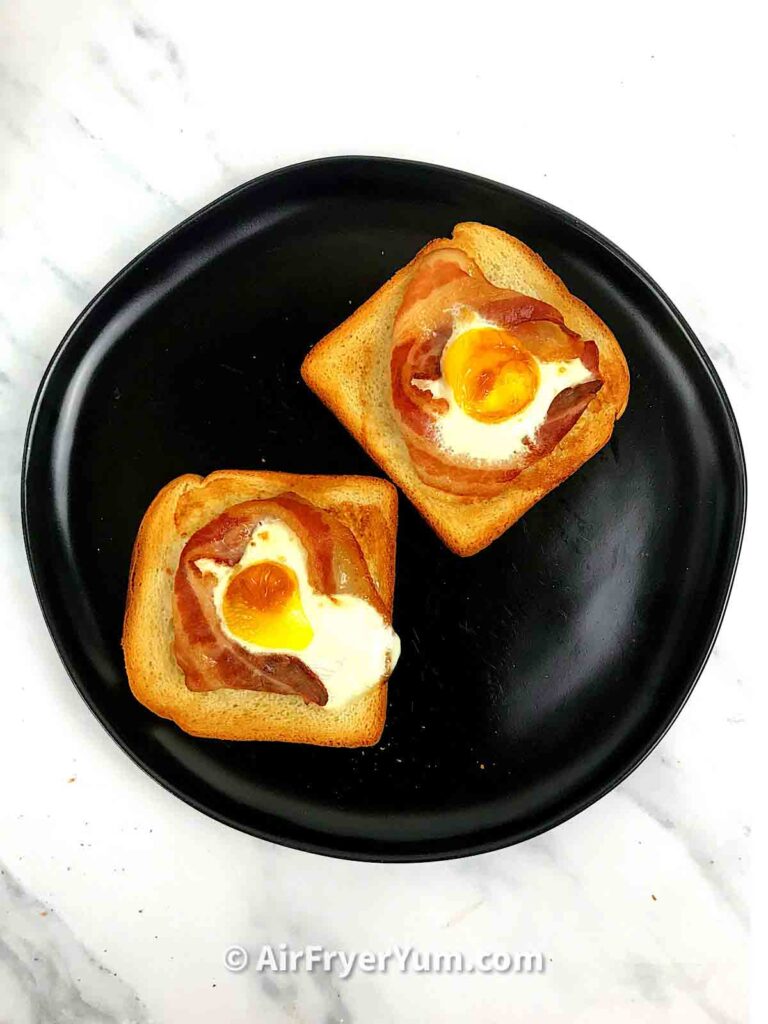 EGGS, BACON AND TOAST IN AIR FRYER