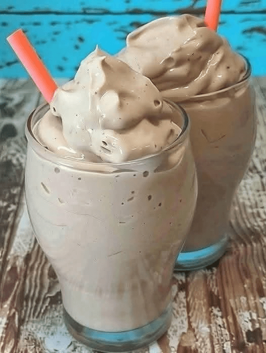 Creamy Chocolate Frosty (Homemade Style)