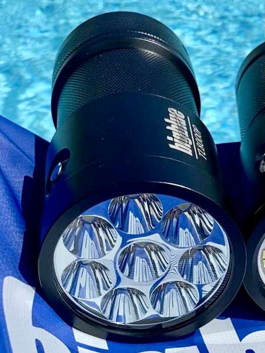 Lampe De Plongée 8000 Lumens - Torche LED Étanche 50m, Jaune, Batterie 18650/26650