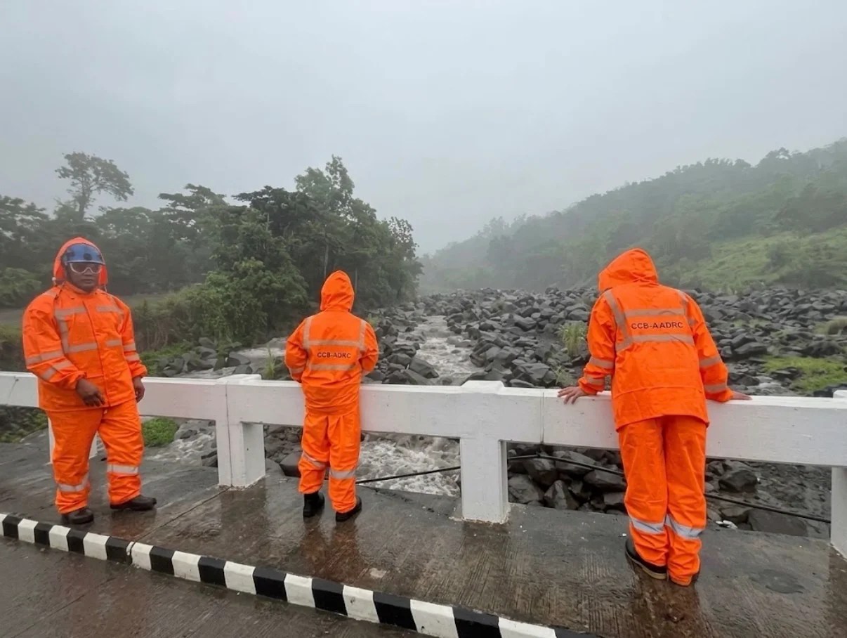 More than 160 evacuate amid Kanlaon lahar threat; OCD taking precautions vs. ‘Nepal-style’ flood risk