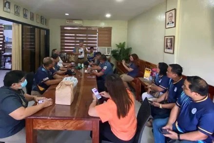 Police probe online threats against Bago, Victorias schools