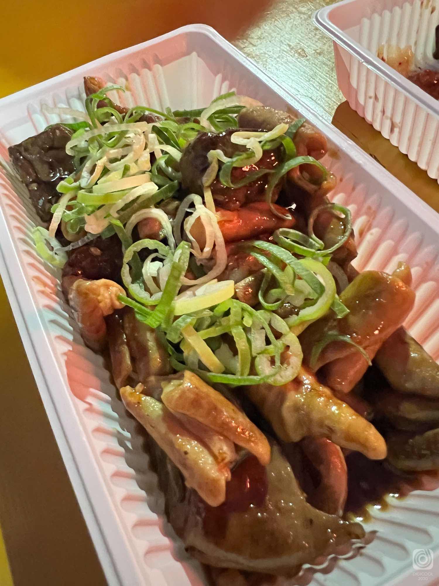 大阪府 大阪市・西成のホルモン焼き屋に新星現る！「元祖ホルモン テツ
