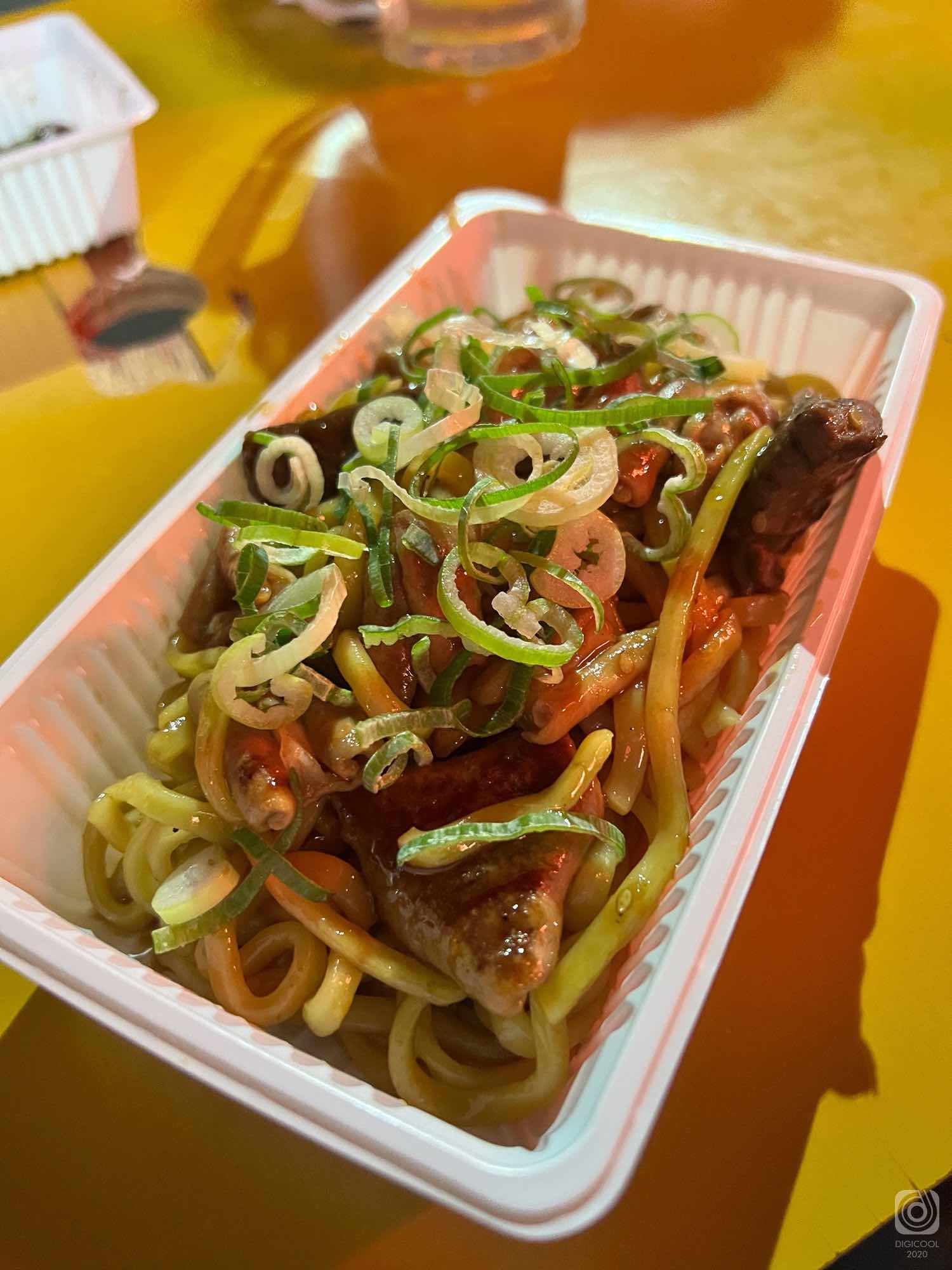 大阪府 大阪市・西成のホルモン焼き屋に新星現る！「元祖ホルモン テツ