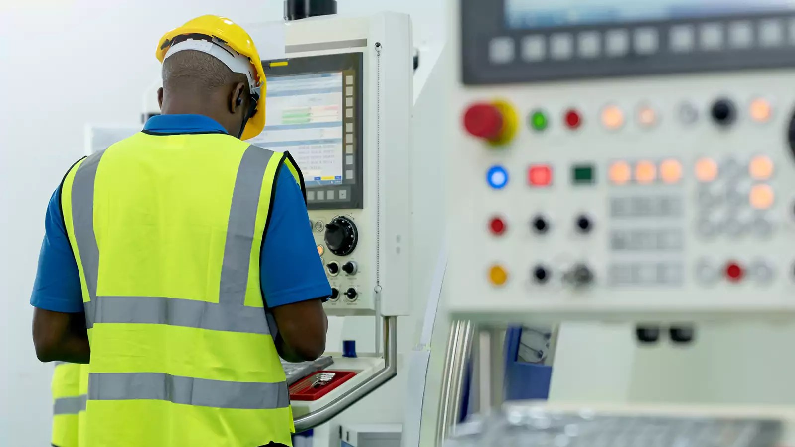 cnc machine operator