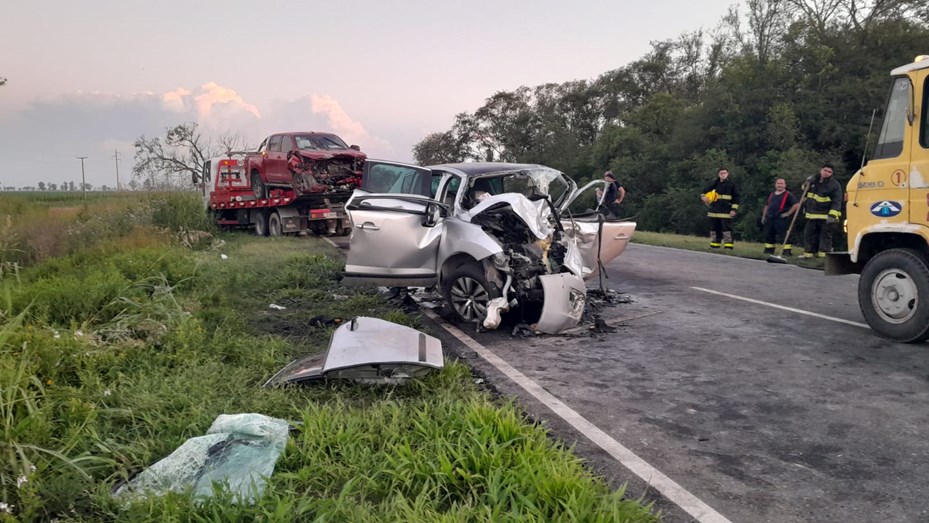 Trágico accidente en Córdoba: murieron dos mujeres y dos niños
