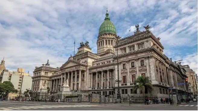 El Ejecutivo prorrogó las sesiones extraordinarias del Congreso hasta el 15 de febrero