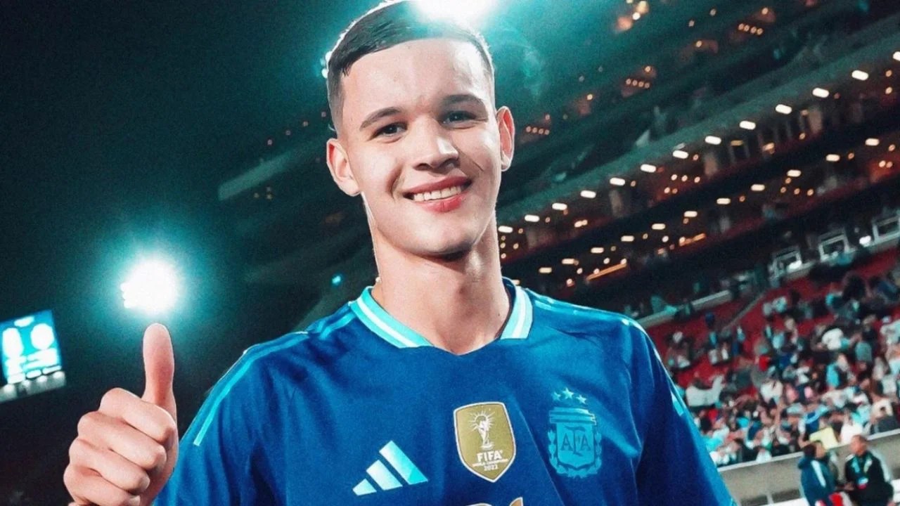 Tuvo su debut en la Selección argentina y ahora lo quiere la Lazio