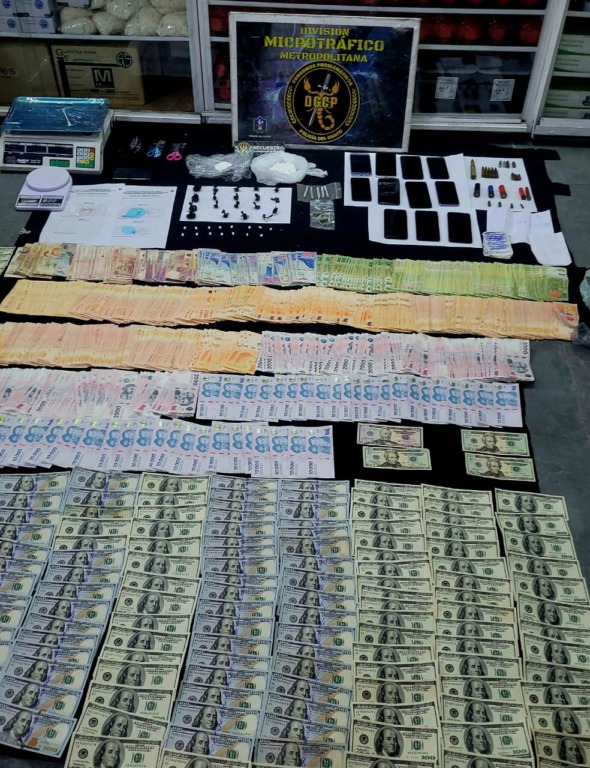 Montó un búnker en su casa y le secuestraron droga, más de un millón de pesos y 18 mil dólares