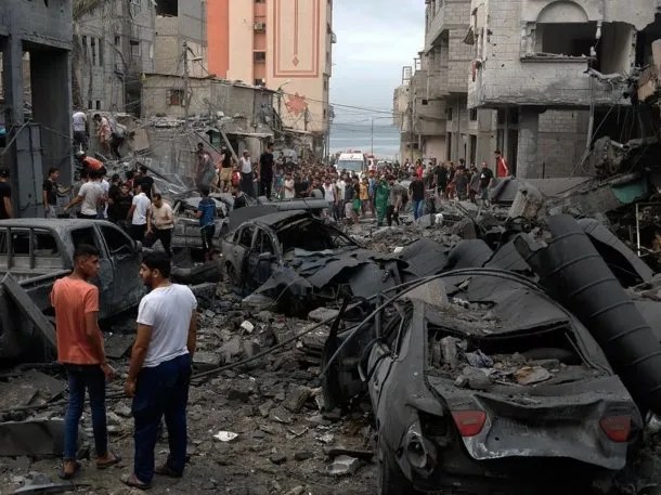 Israel y Hamas acordaron un alto al fuego: se espera por la liberación de rehenes