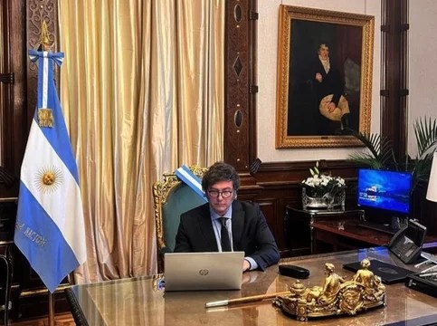 Javier Milei le pidió a Axel Kicillof que renuncie para que Nación intervenga la provincia de Buenos Aires