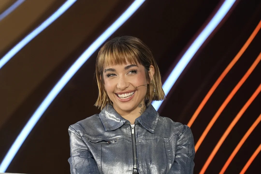 Milei volvió a criticar a María Becerra y le asignó un particular apodo