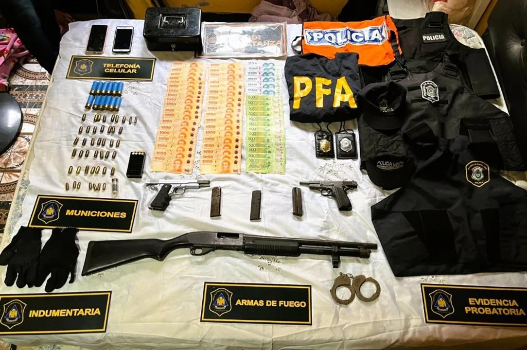 Detuvieron a una banda de falsos policías que secuestró por cinco días a un comerciante