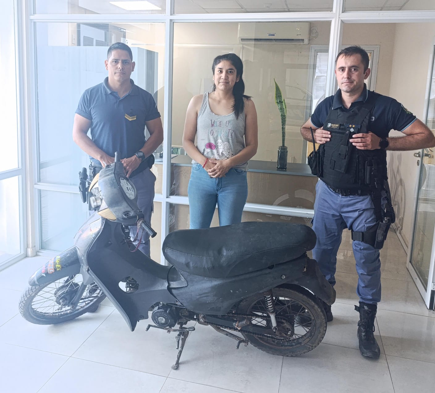 Sorpresa en un control vehicular: detectaron una moto robada y la restituyeron