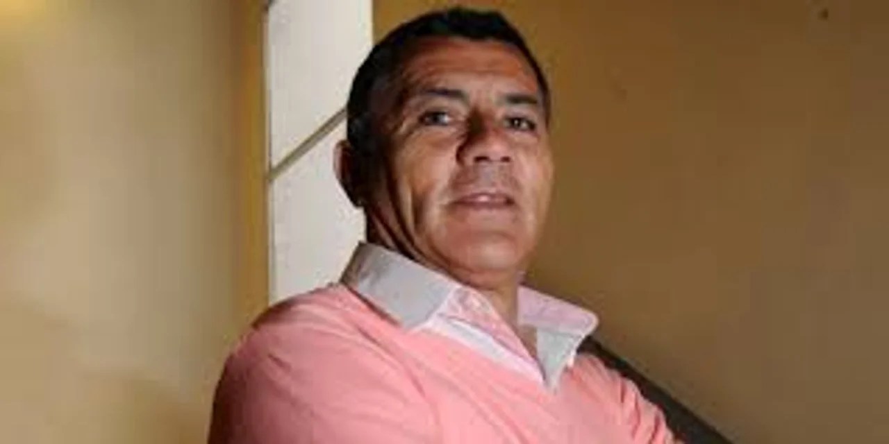 Internaron al ex futbolista Carlos «Loco» Enrique por una afección cardíaca