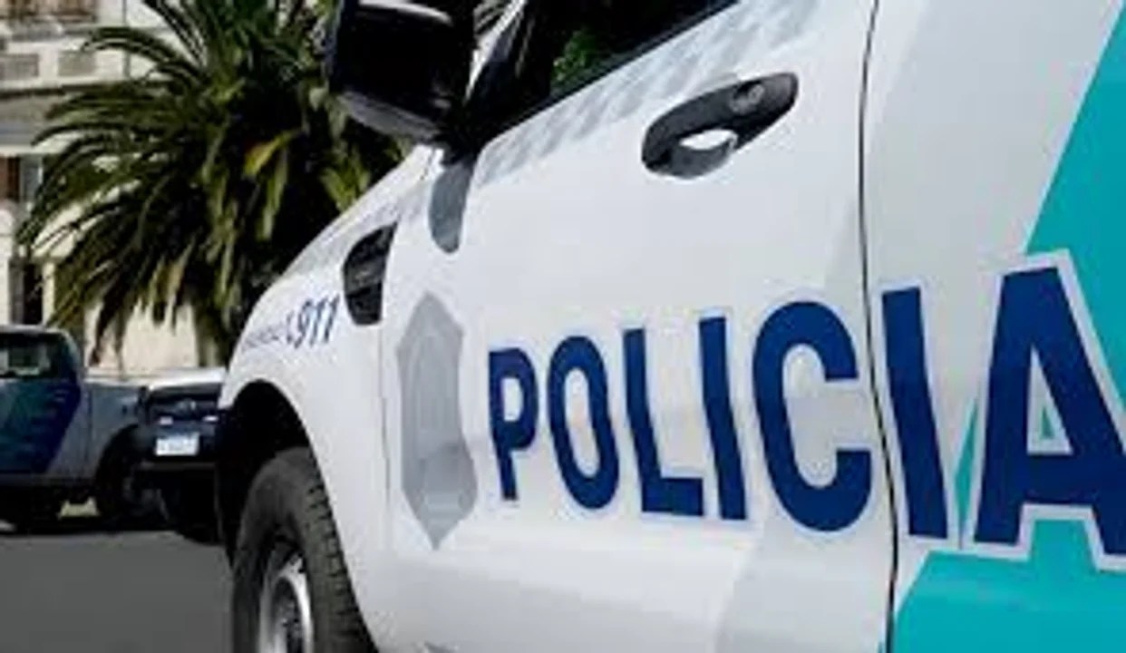 La Plata: asaltaron a una mujer y golpearon fuertemente a su hijo porque quiso defenderla