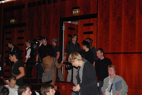 24_532-jpg