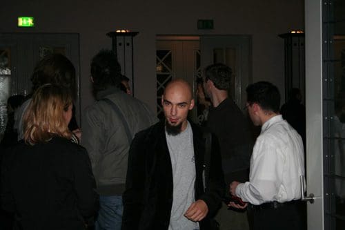 24_573-jpg