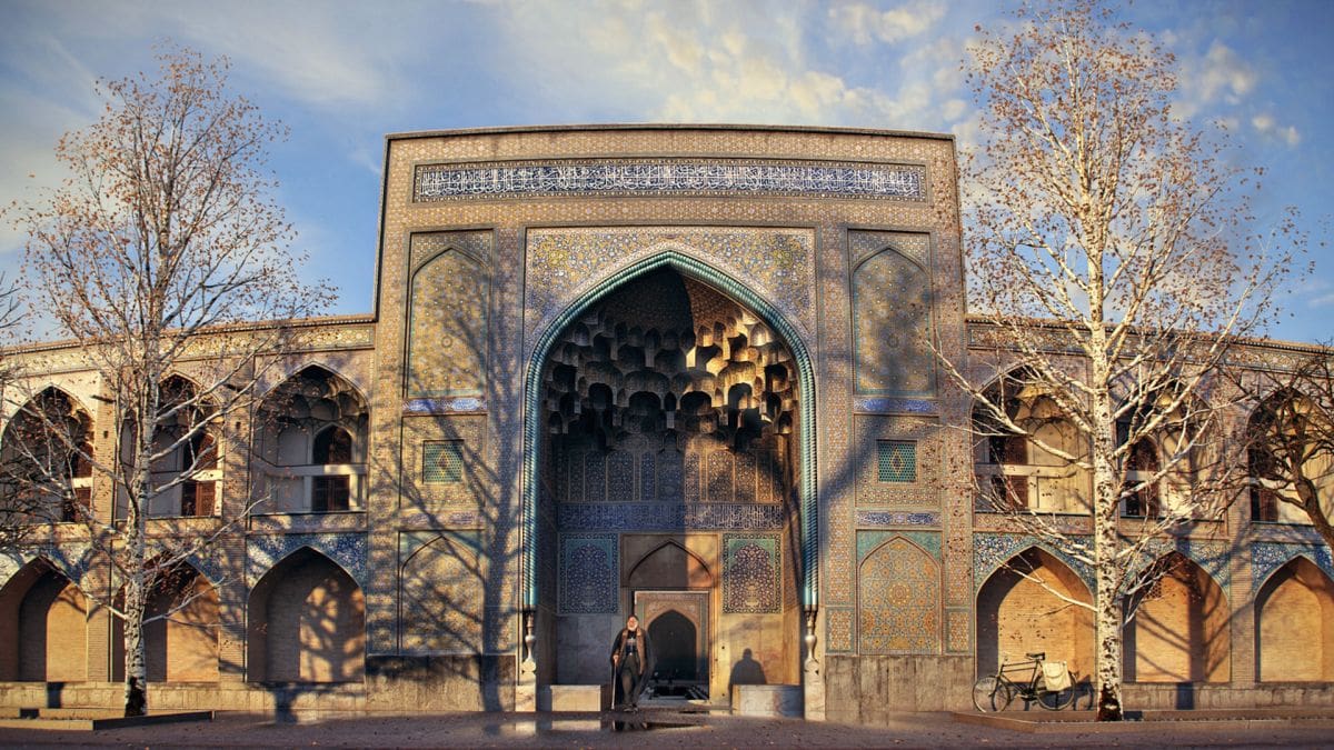 "Chaharbagh School"/Mohammad Yazdi Rad/3ds Max, V-Ray/Iran