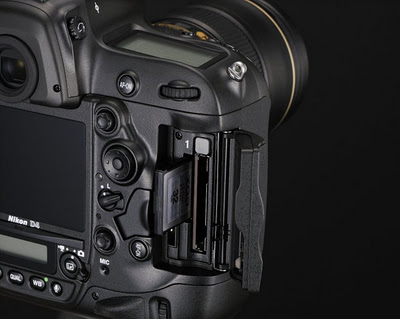 Nikon_D4_Slot_card