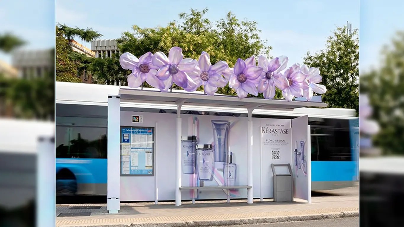 Kérastase bus shelter ooh ad