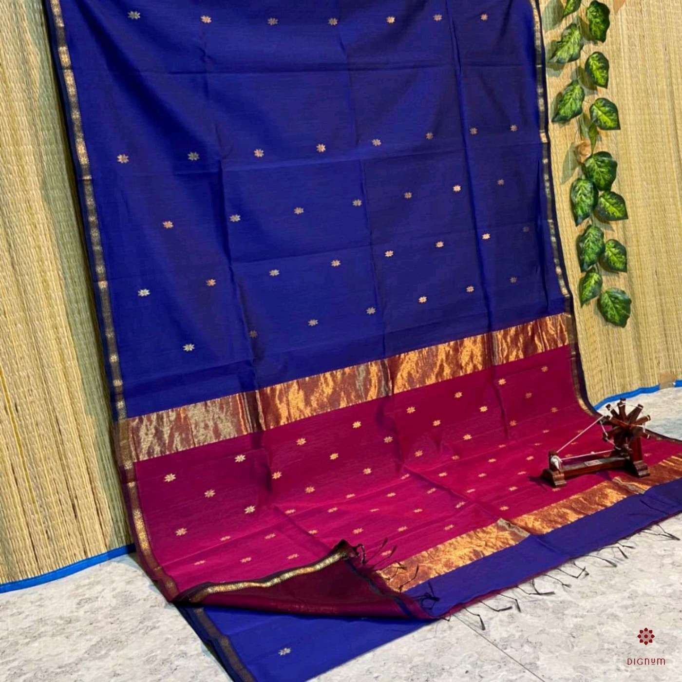Latest Design Blue Red Maheshwari Silk Cotton Butta Saree