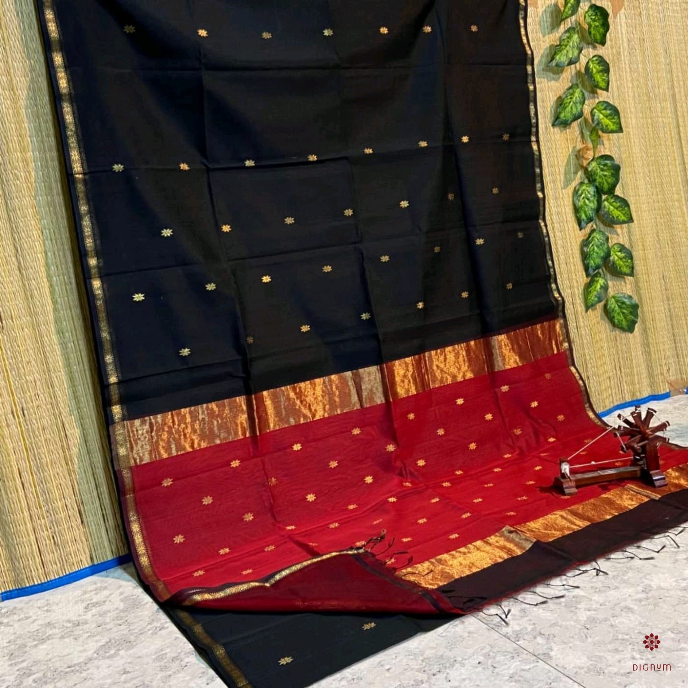 Latest Design Black Maheshwari Silk Cotton Butta Saree
