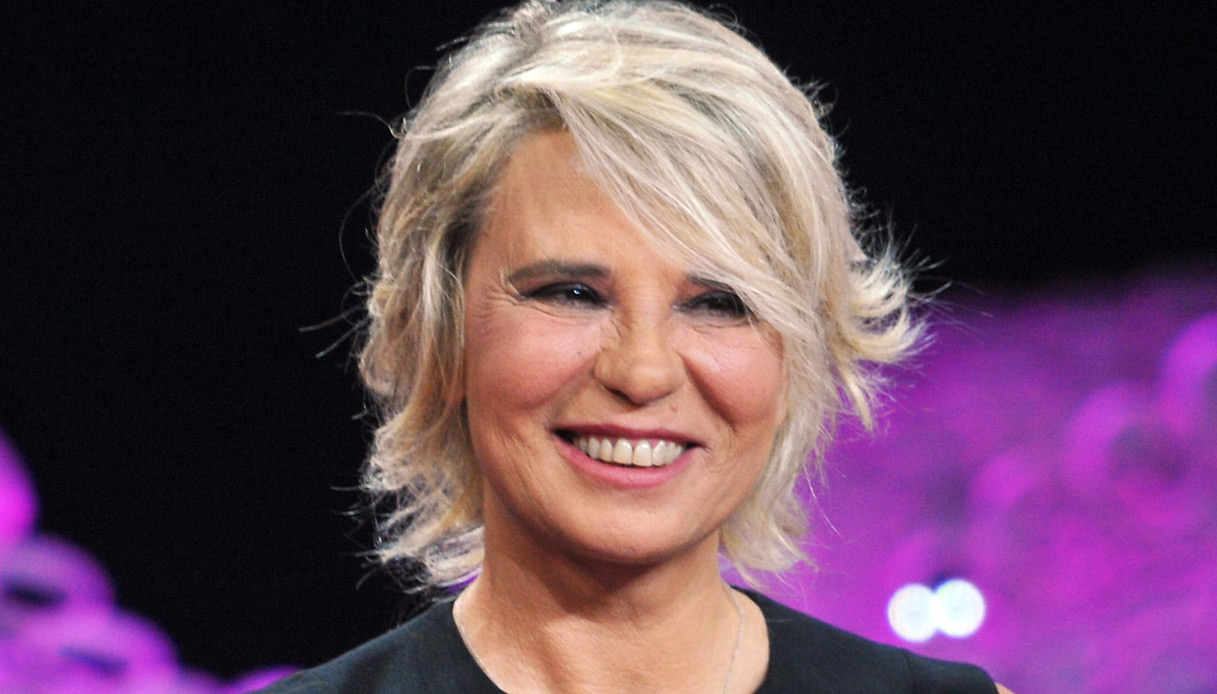 maria de filippi e costanzo la casa al mare: Maria De Filippi Amici 21 Starts Early The Indiscretion World Today News