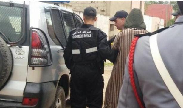 توقيف مروج الكو.كايين عناصر الدرك بالسلاح الناري بالحسيمة.