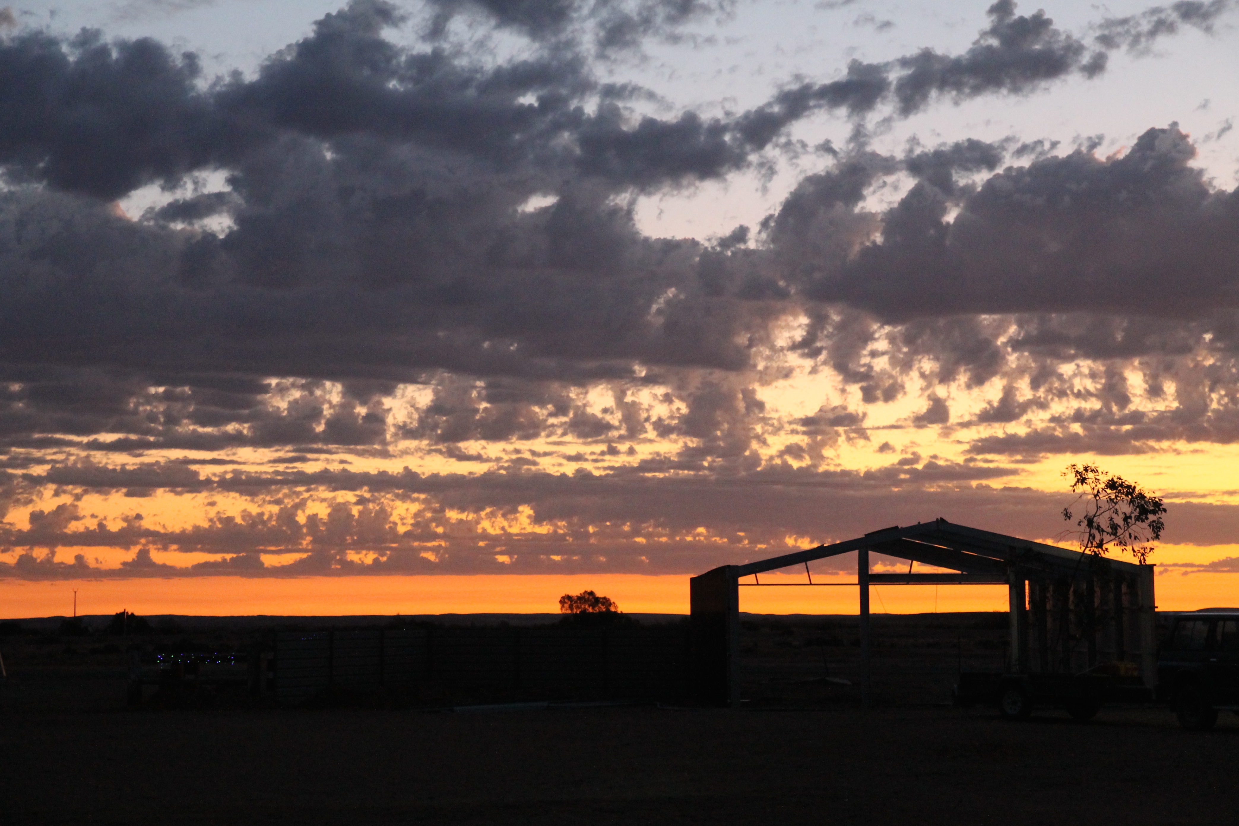 Marree - Drovers Run Tourist Park Sunset (SA)