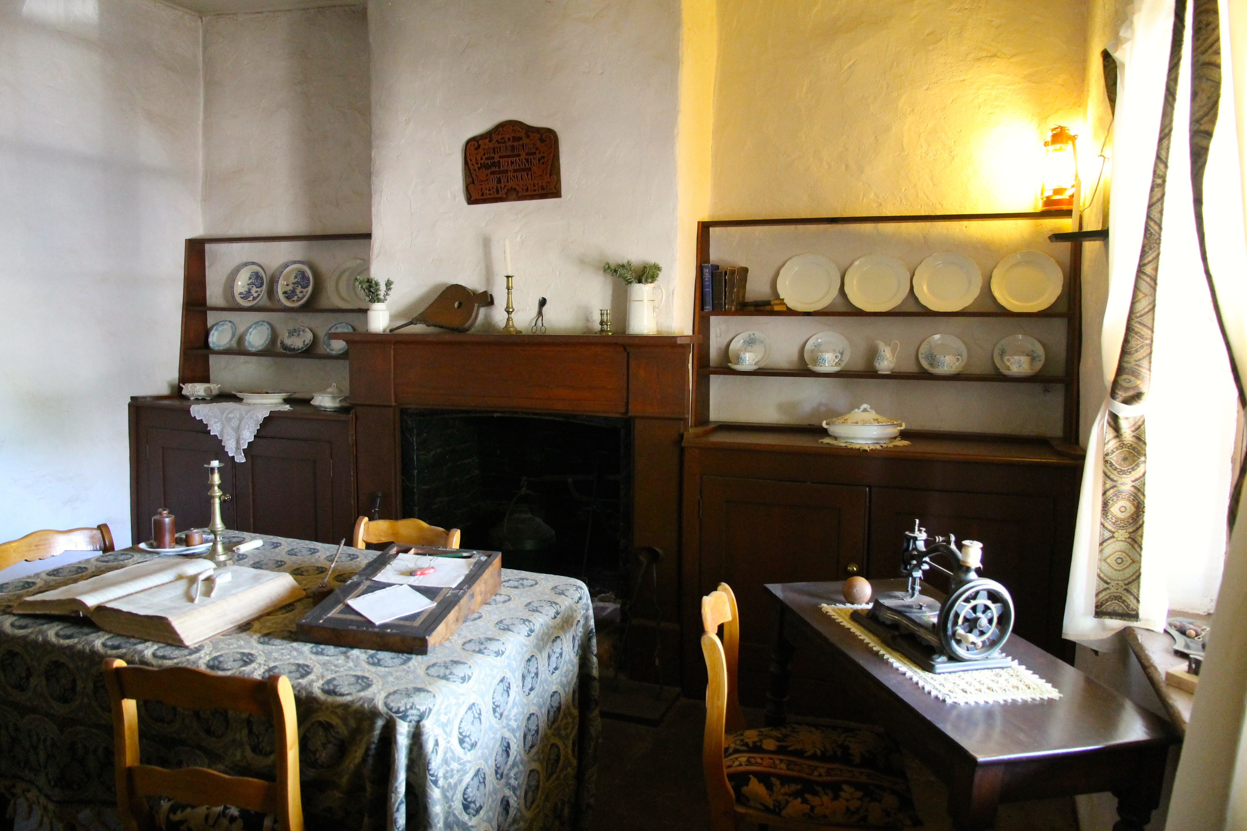 Burra - Paxton Square Cottages - Interior (SA)