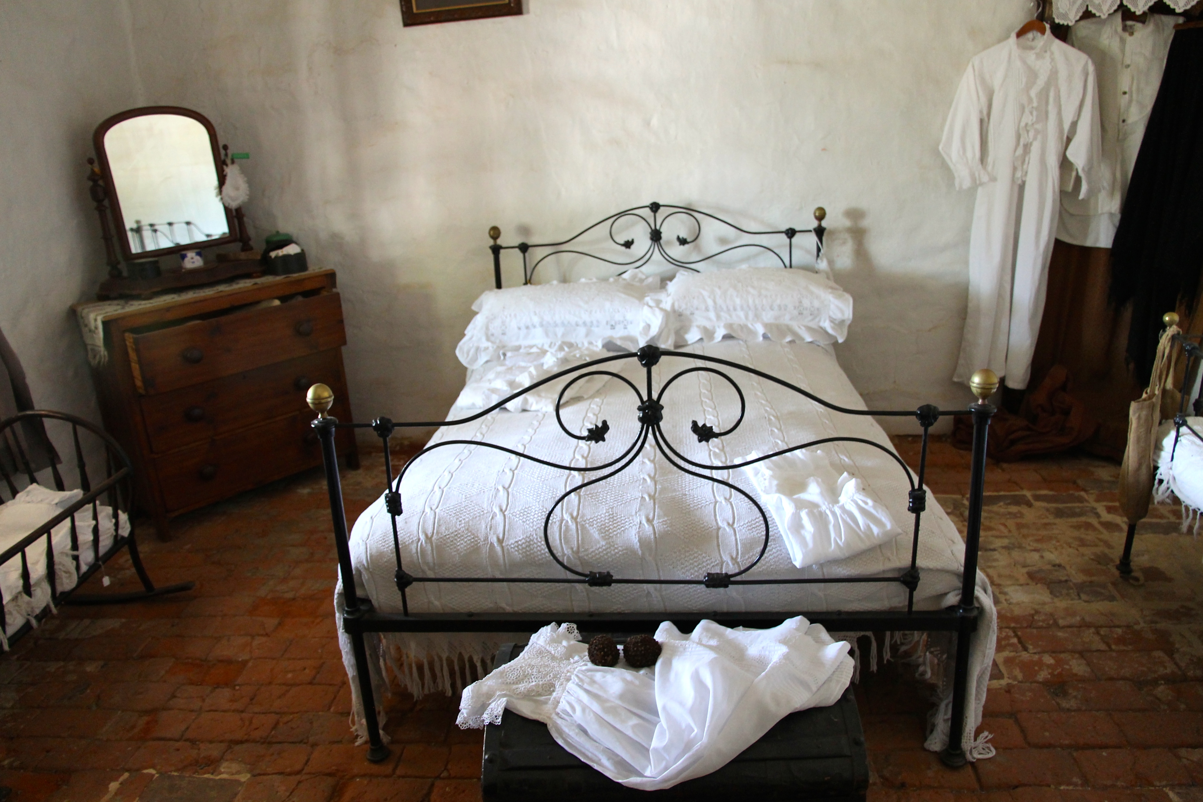 Paxton Square Cottages - Interior (SA)