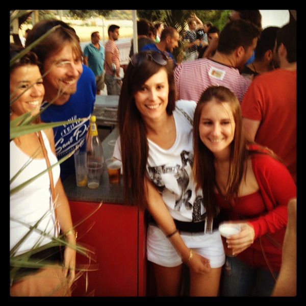 Nines guapes decoraven un ambient que més tard seria fins i tot 'glamorós'.