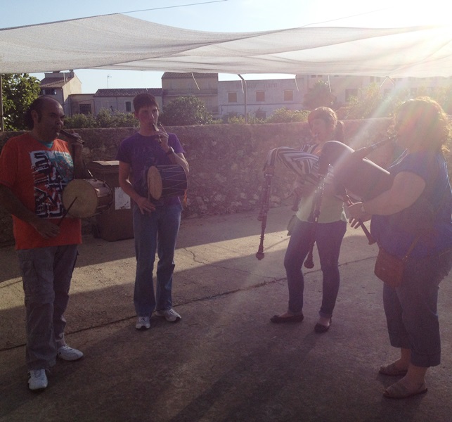 Xeremiers de Sineu, per animar a assistir a la festa.