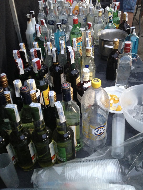 El 'Sumilier Balear' proveí de tot tipus de licors: la furgoneta era preparada per si faltava suc.