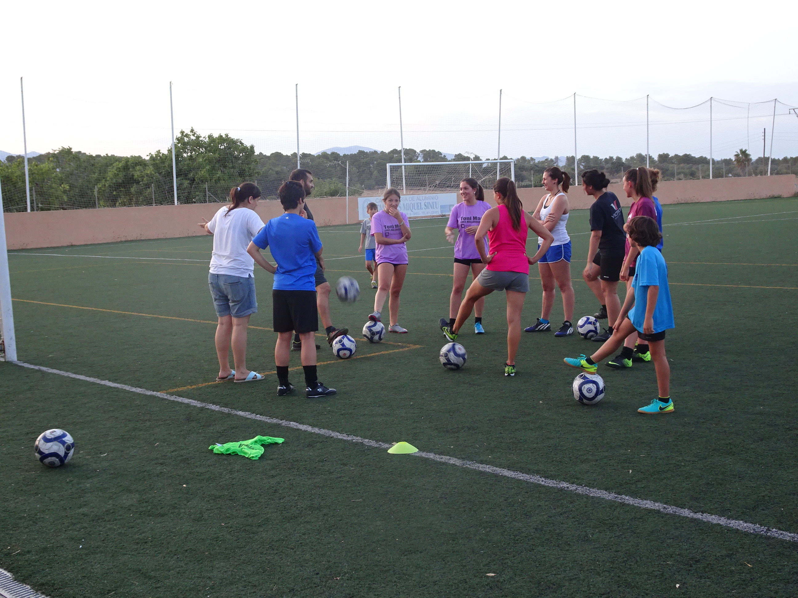 equip femenií CE Sineu