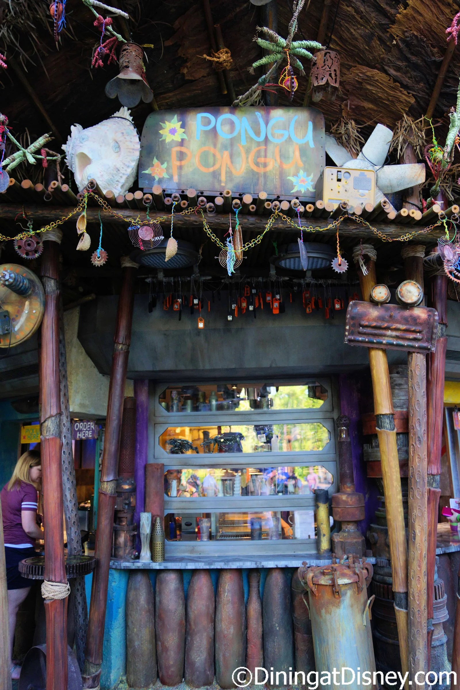 Review: Satu'li Canteen and Pongu Pongu in Pandora -