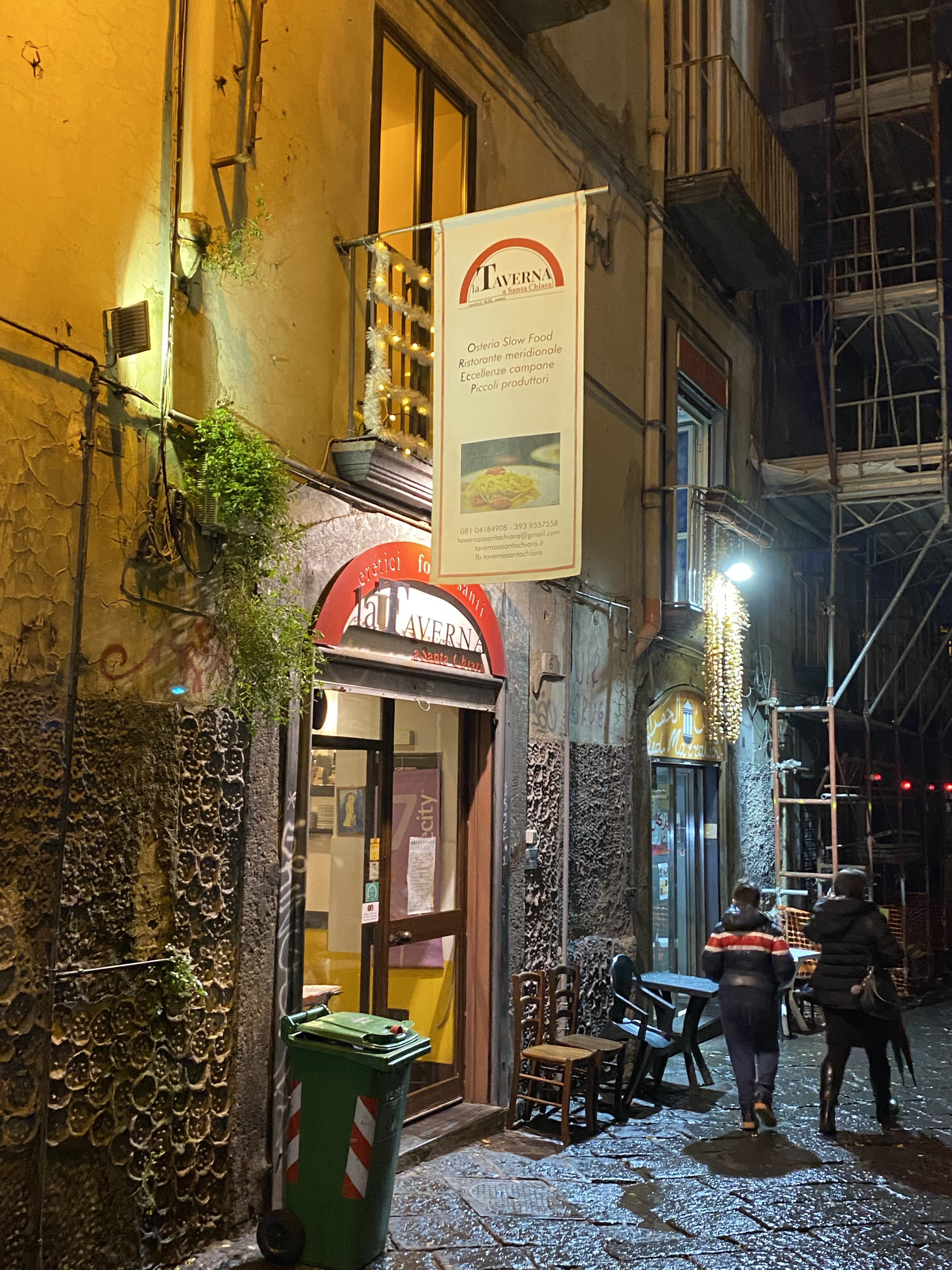 Taverna Santa Chiara, Naples, Italy, 12/21/19 Dining With Frankie