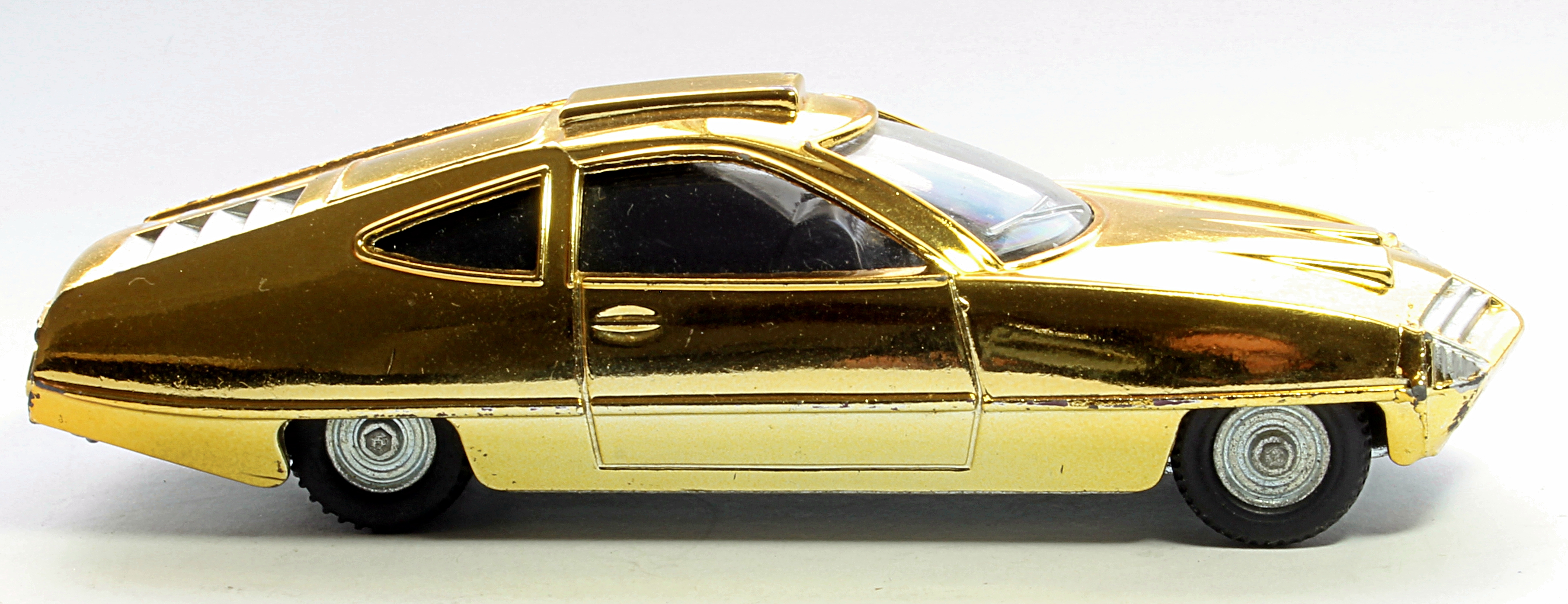 352: Ed Straker's Car – Dinky Toys: TV Shows, Space and Specials