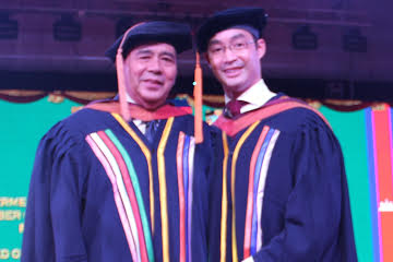 Know your gown > postgraduate gown > undergraduate gown. Honouring Dr Philipp Rosler World Economic Forum Citation Din Merican The Malaysian Dj Blogger