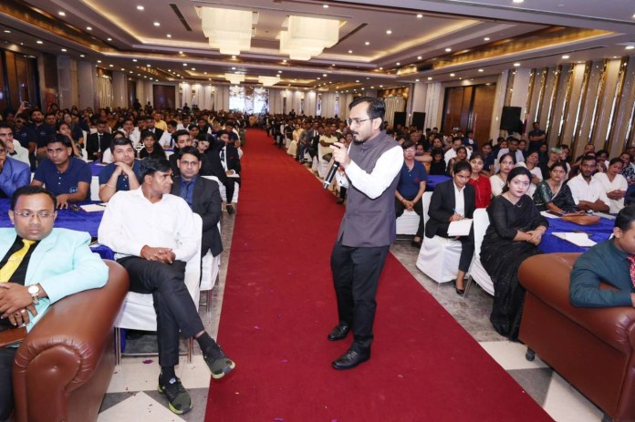 More than 600 Direct Selling Leaders attended the "Art of Selling" event held in New Delhi