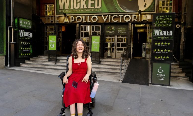 London As A Wheelchair User Accessible Travel West End Tips A Wicked 780x470 
