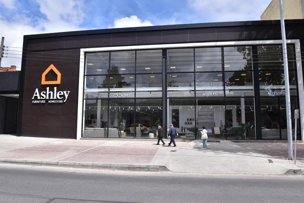 Ashley Furniture Colombia
