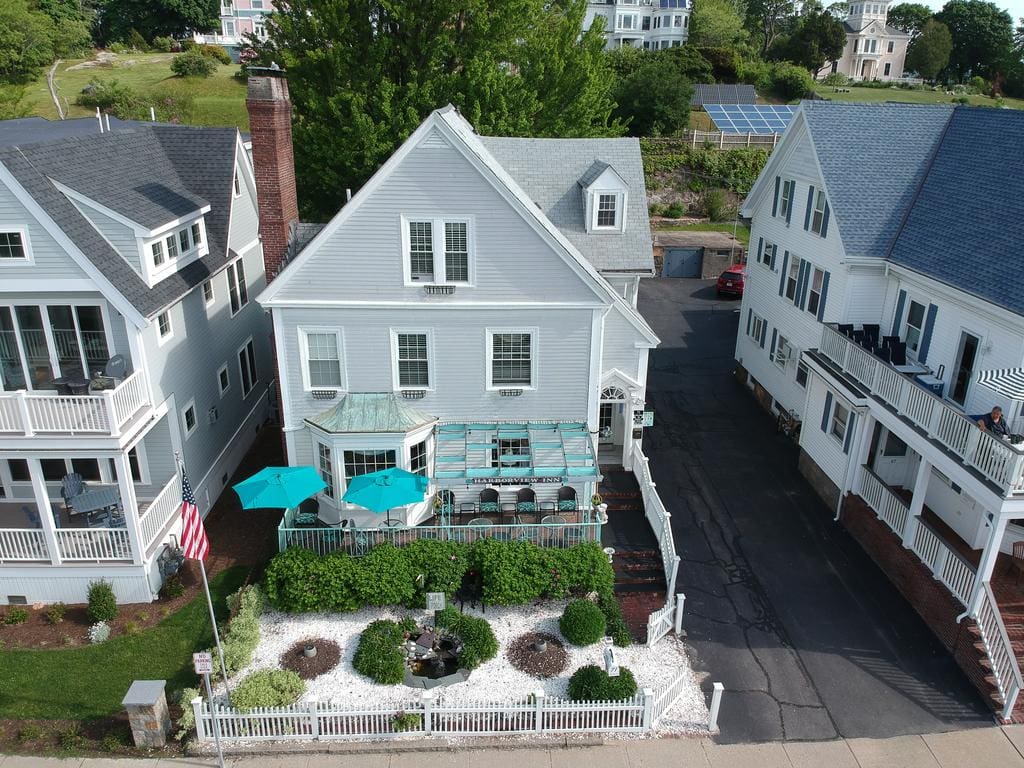 Harborview-Inn-main